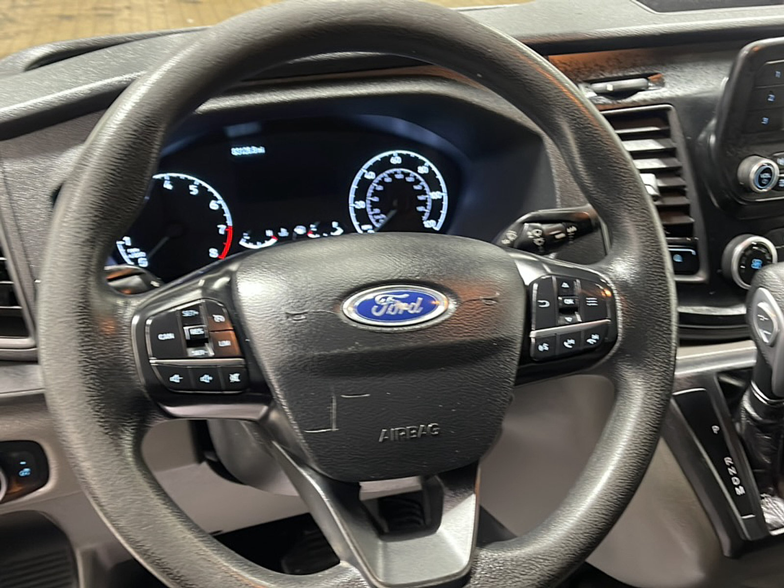 Used 2020 Ford Transit 250 Medium Roof w/ Interior Upgrade Package RWD image 3