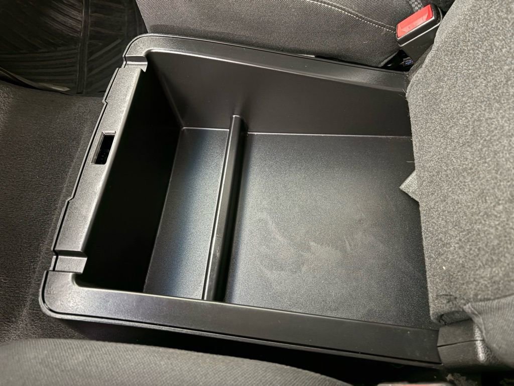 Used 2018 Chevrolet Silverado 1500 LT w/ All Star Edition image 34