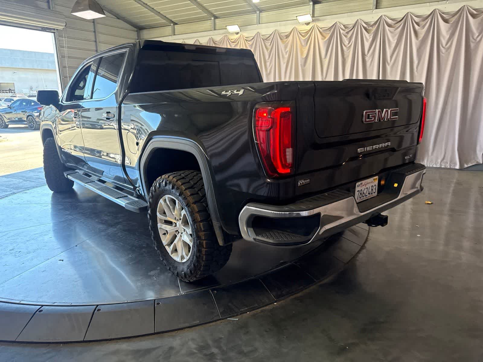 Used 2020 GMC Sierra 1500 SLT w/ SLT Premium Package AWD/4WD image 7