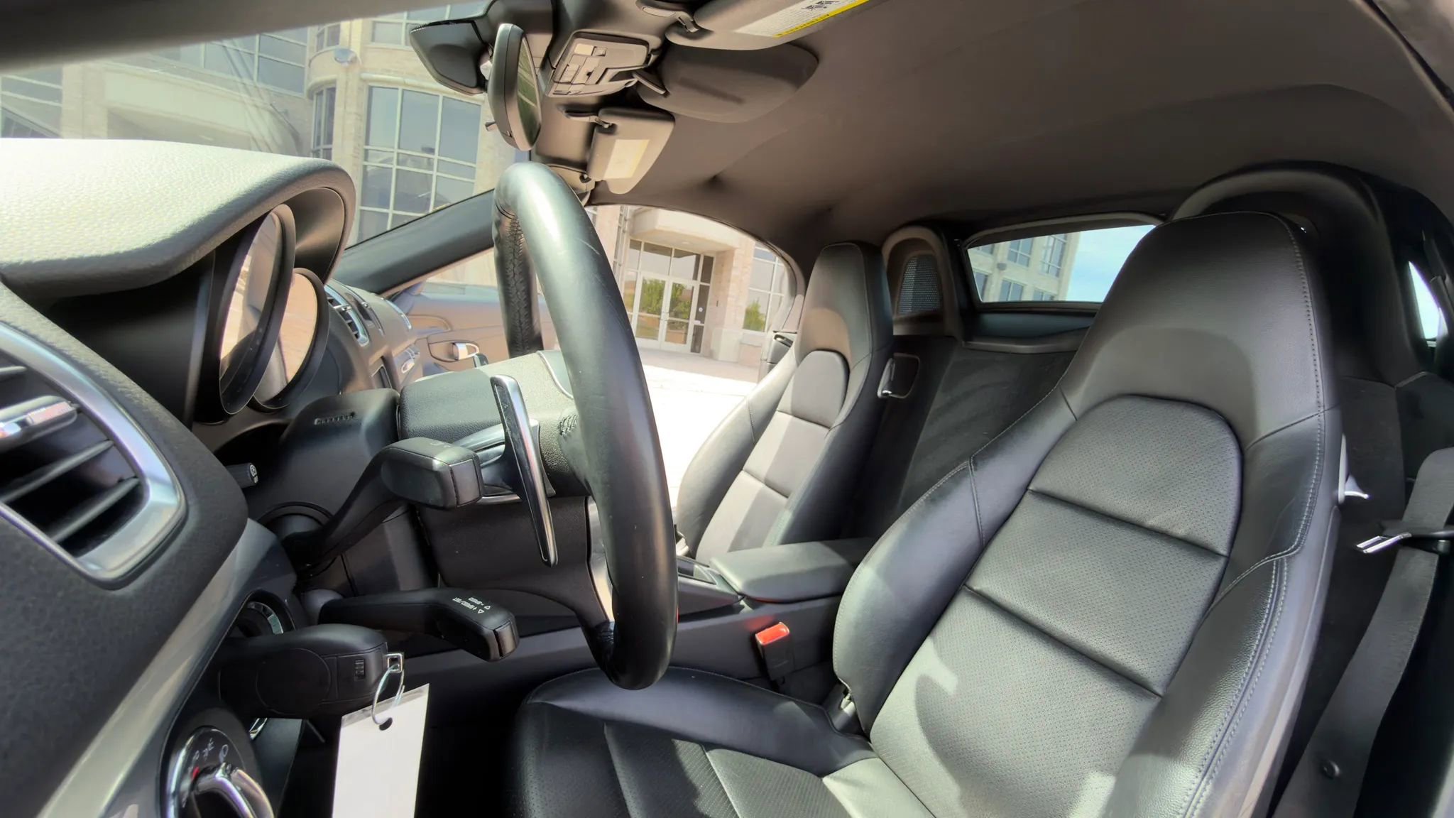 Used 2015 Porsche Boxster image 21