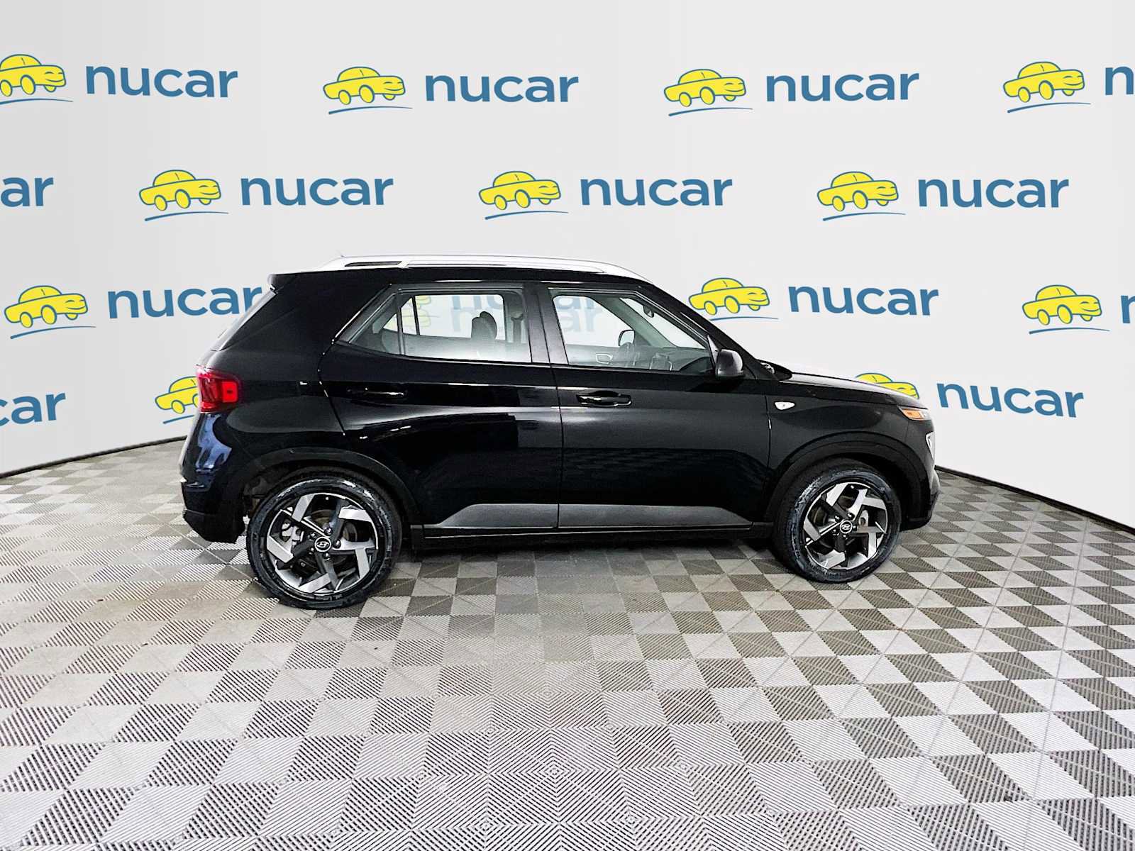 Certified 2023 Hyundai Venue SEL w/ Cargo Package FWD image 8