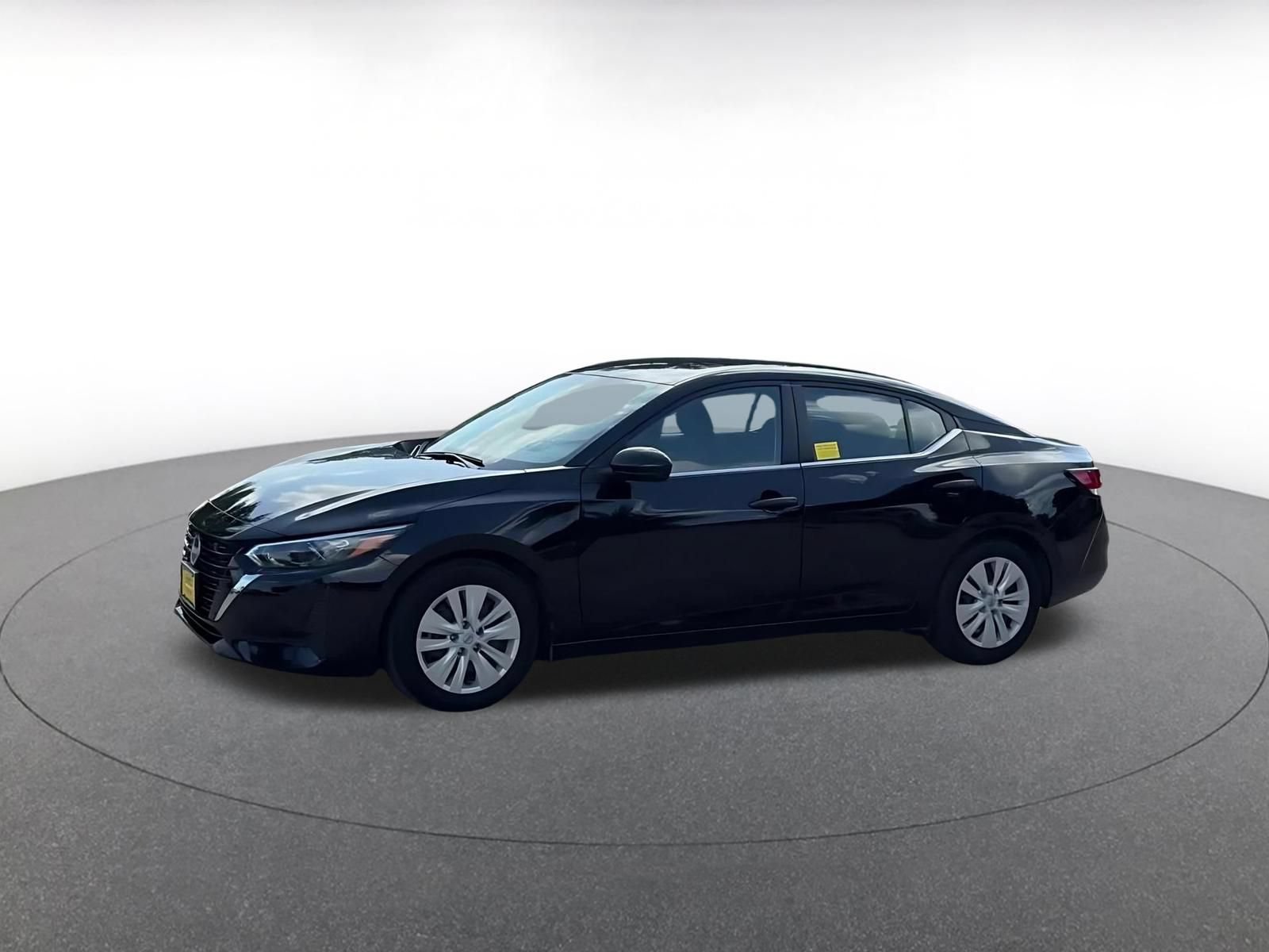 Used 2025 Nissan Sentra S FWD image 9