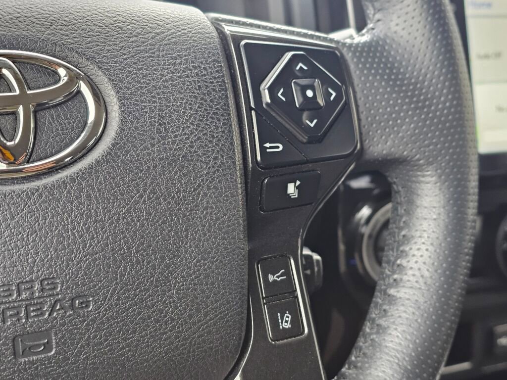 Used 2021 Toyota 4Runner TRD Off-Road image 25