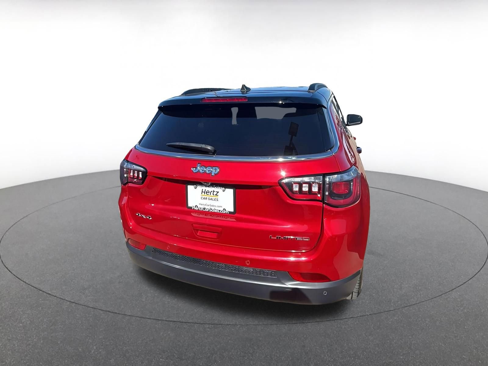 Used 2025 Jeep Compass Limited AWD/4WD image 5