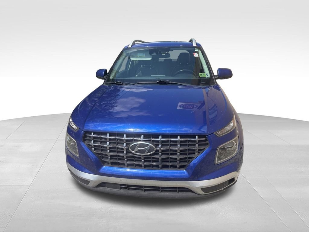 Used 2022 Hyundai Venue Limited FWD video 2