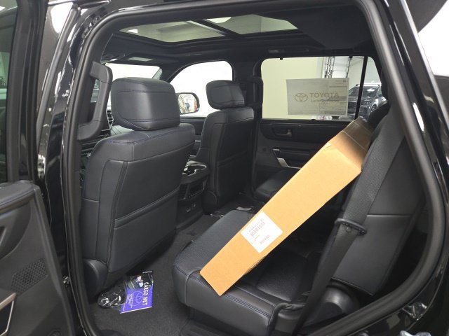 New 2026 Toyota Sequoia Platinum w/ Tow Technology Package AWD/4WD image 21