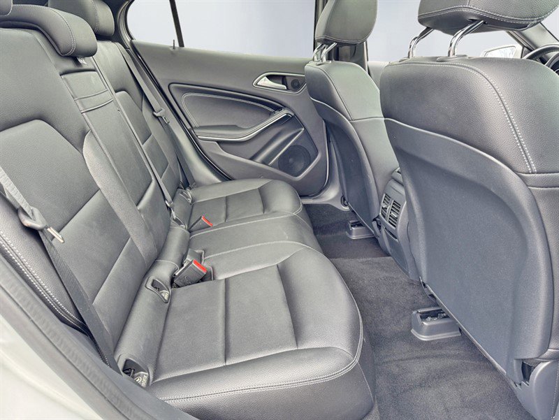 Used 2017 Mercedes-Benz GLA 250 4MATIC image 22