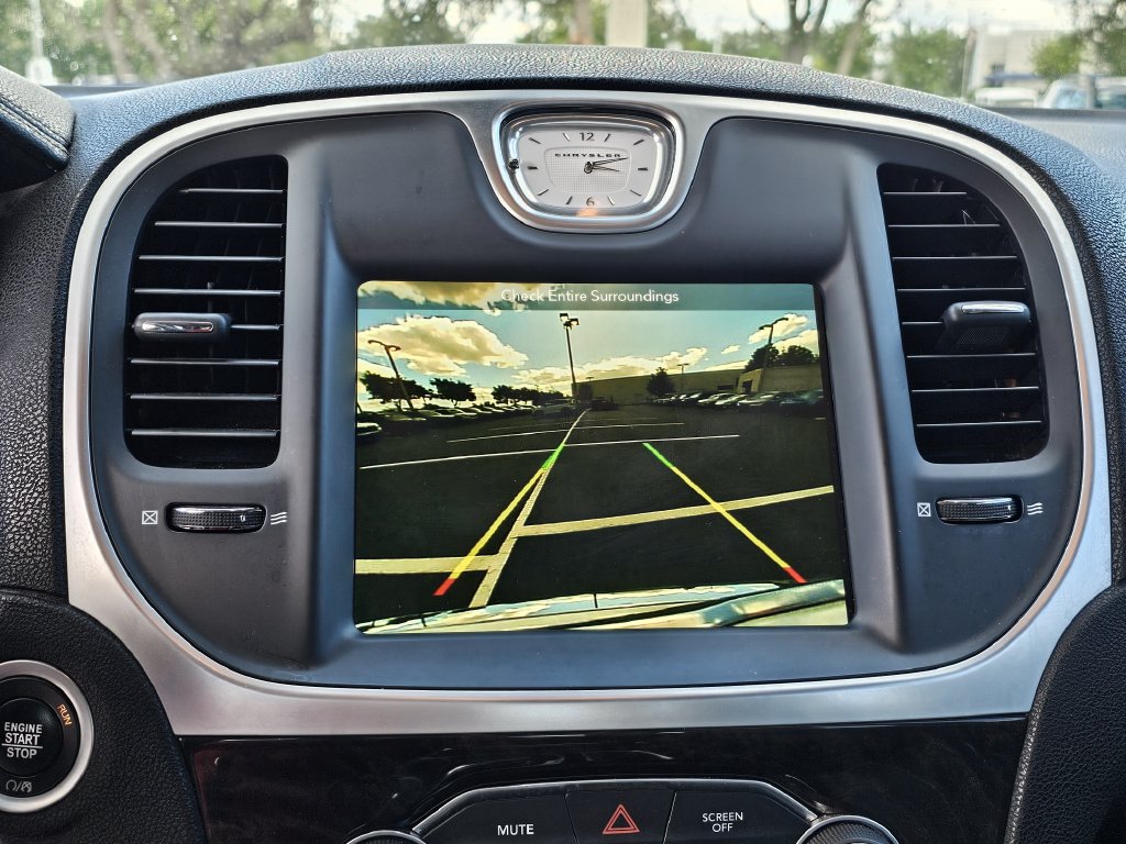 Used 2018 Chrysler 300 Limited w/ Safetytec Plus Group RWD image 20