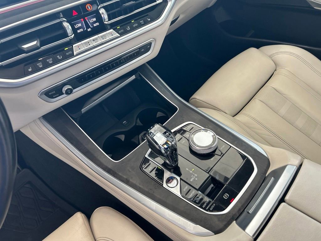 Used 2022 BMW X5 sDrive40i w/ M Sport Package RWD image 52