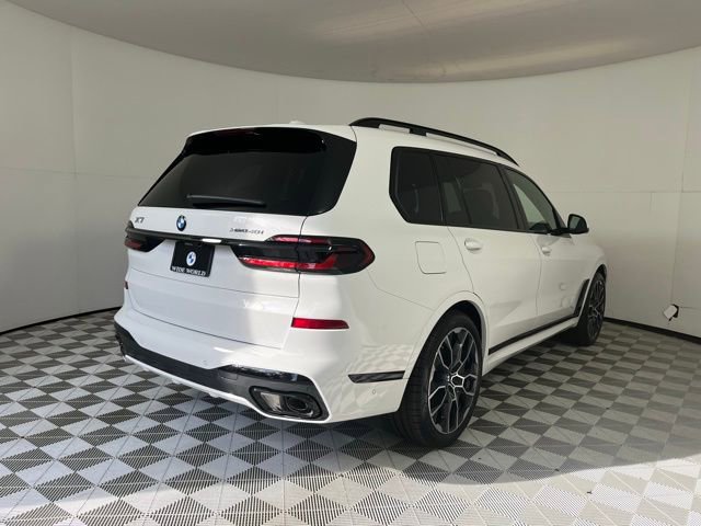 Used 2026 BMW X7 xDrive40i w/ Executive Package image 7