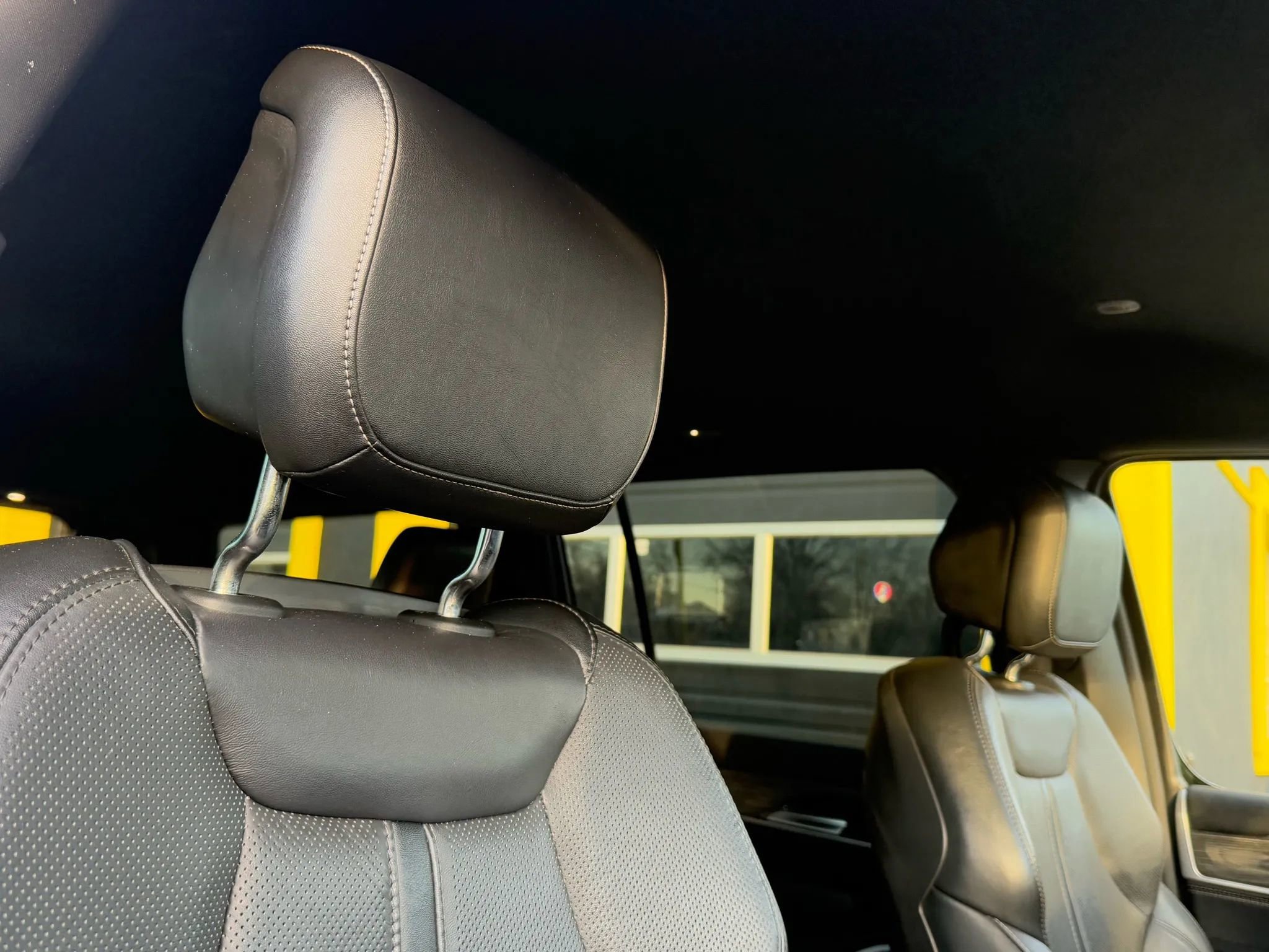 Used 2022 Jeep Wagoneer Series III image 24