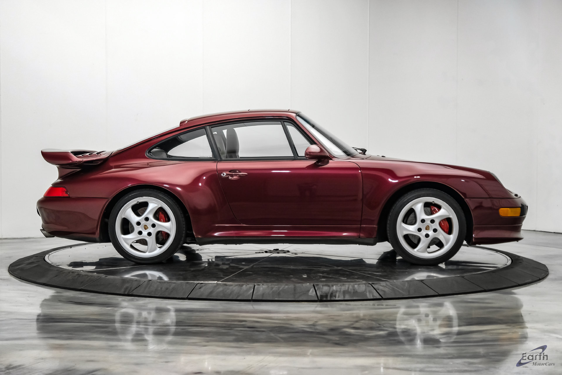 Used 1997 Porsche 911 Carrera 4S AWD/4WD image 23