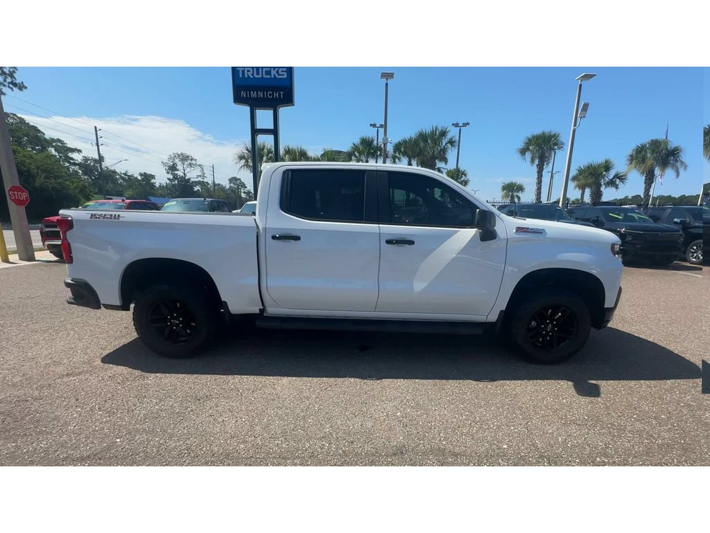 Used 2022 Chevrolet Silverado 1500 LT Trail Boss w/ Bed Protection Package AWD/4WD image 9