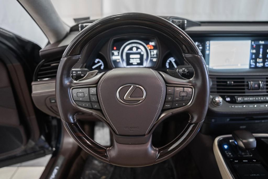 Used 2019 Lexus LS 500h w/ Luxury Package image 31