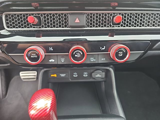 Used 2025 Honda Civic Sport image 25