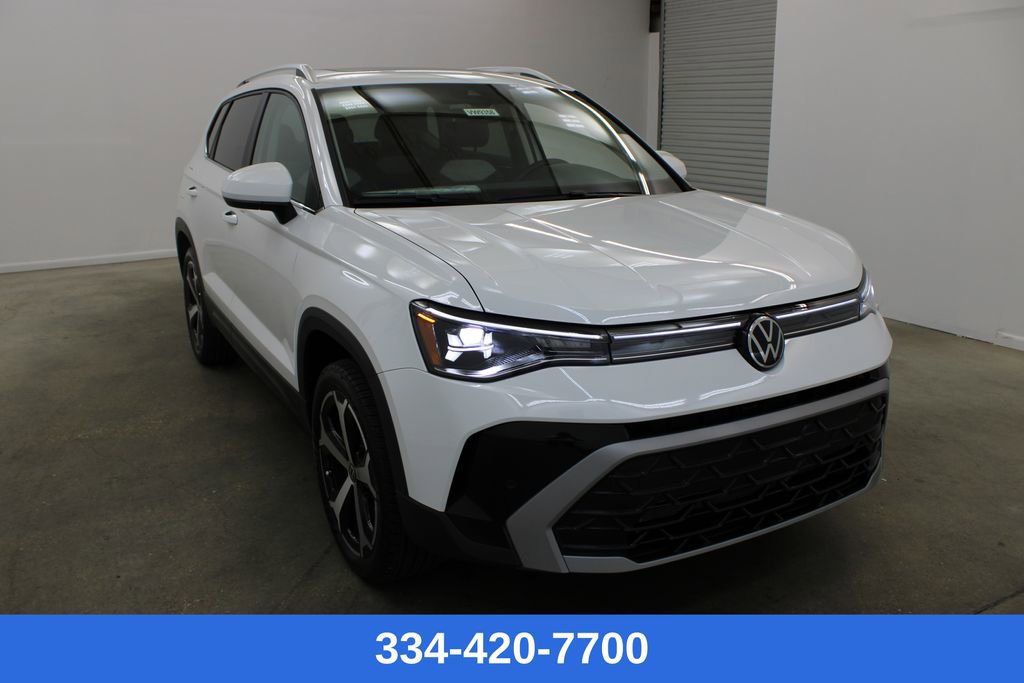 New 2026 Volkswagen Taos SEL image 5