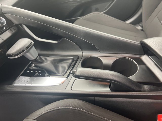 Used 2023 Hyundai Elantra SEL image 17