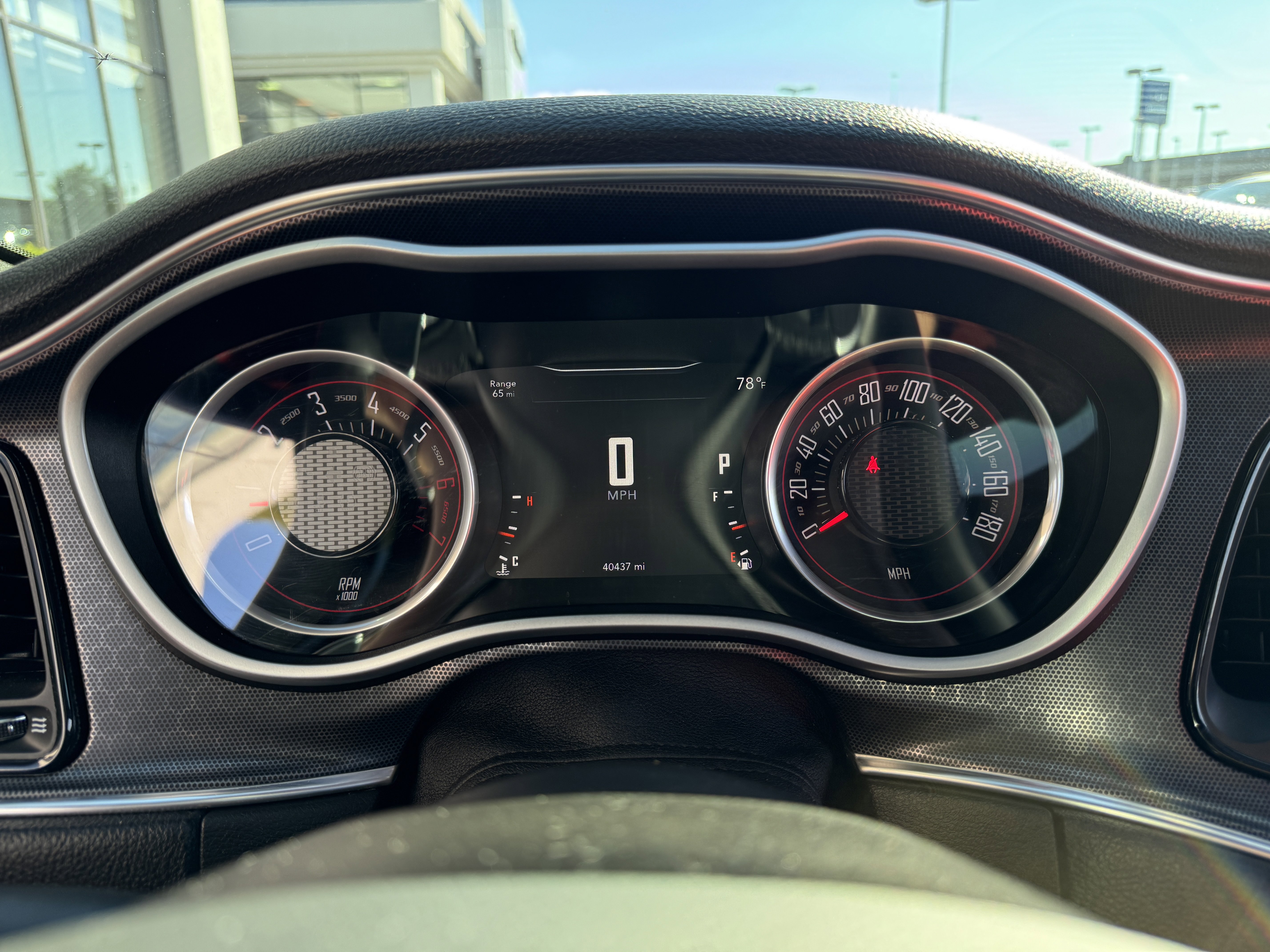 Used 2016 Dodge Challenger R/T Scat Pack w/ Leather Interior Group image 29