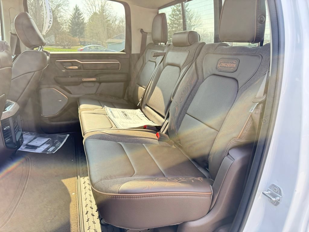 New 2026 RAM 1500 Limited w/ Trailer Tow Group AWD/4WD image 31