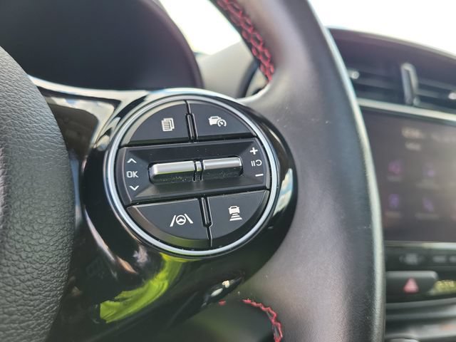 Certified 2025 Kia Soul GT-Line w/ GT-Line Technology Package FWD image 36