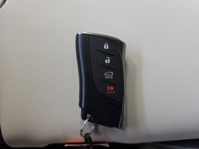 Certified 2025 Lexus ES 300h w/ Premium Package image 36