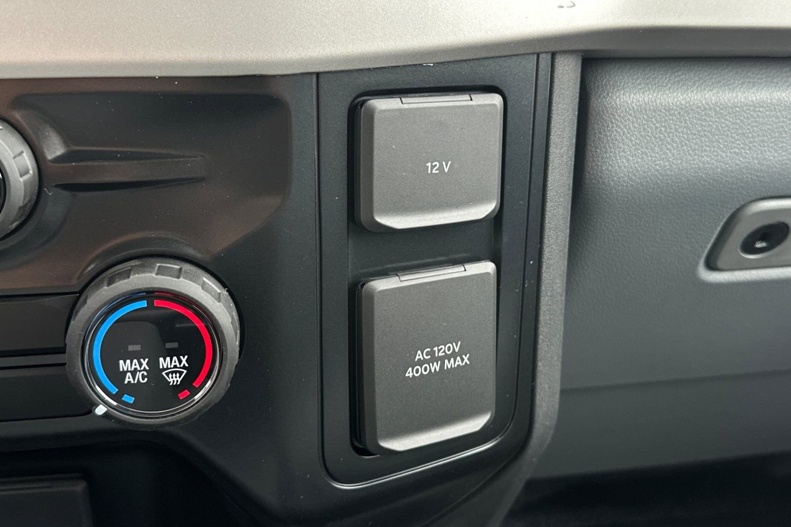 New 2026 Ford F250 XL w/ XL Chrome Package image 26