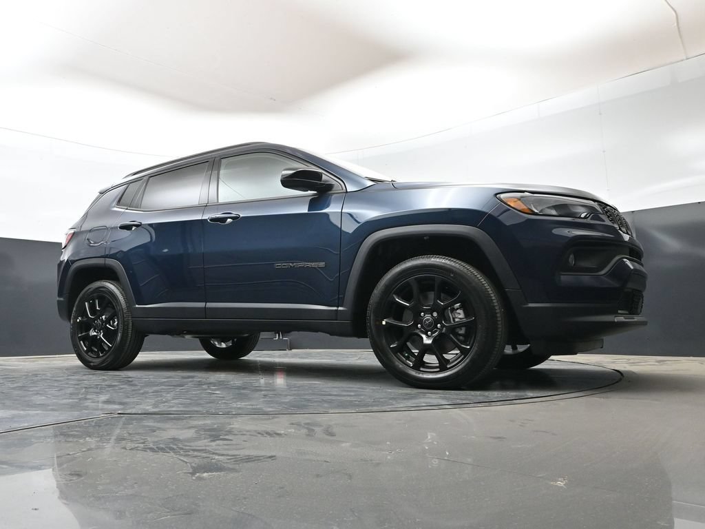 New 2026 Jeep Compass Latitude AWD/4WD image 44