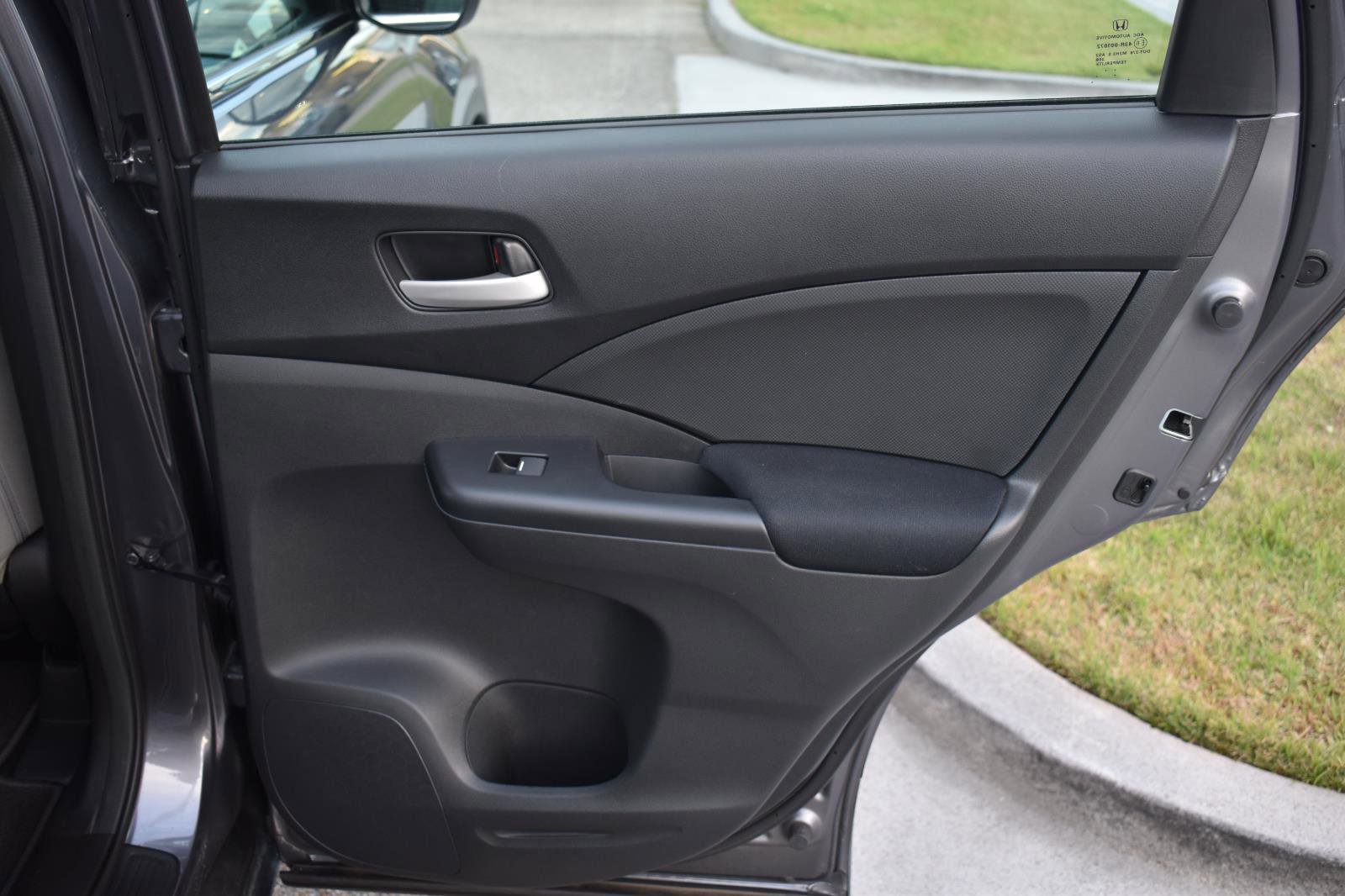 Used 2016 Honda CR-V LX image 30