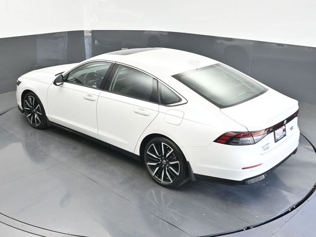Certified 2023 Honda Accord Touring image 30
