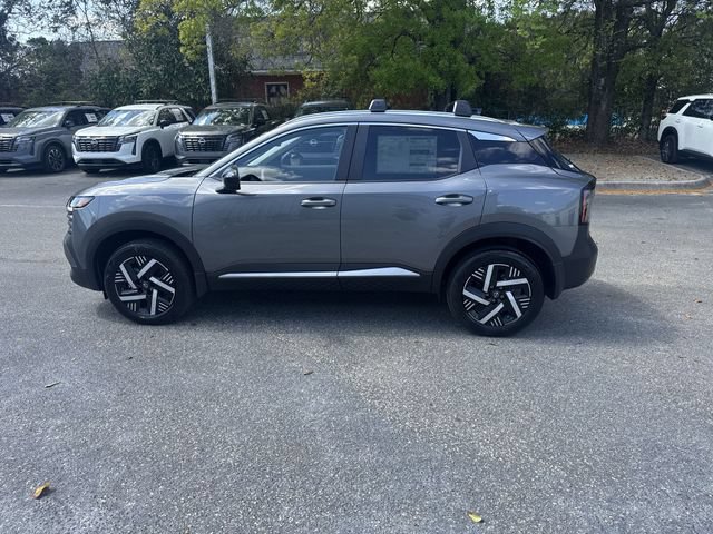 New 2026 Nissan Kicks SV w/ Charging Package FWD image 8