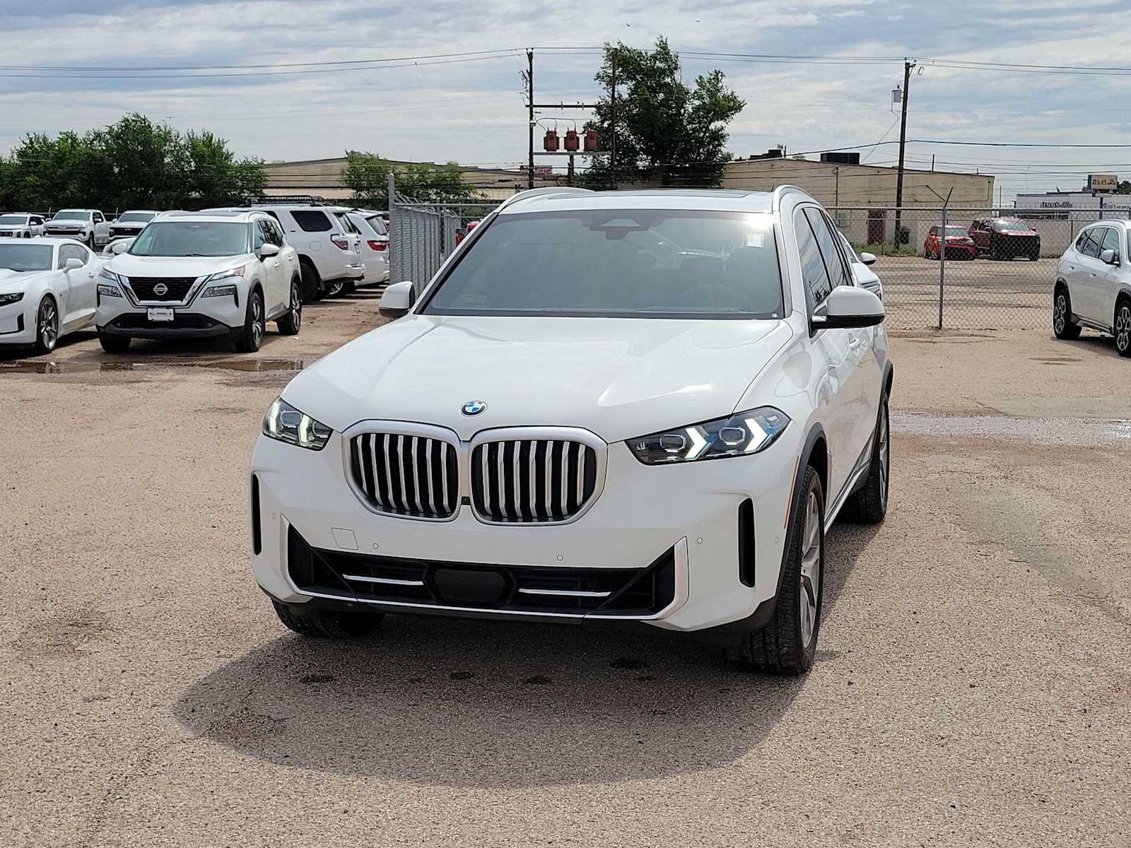 Used 2025 BMW X5 sDrive40i w/ Premium Package RWD image 4