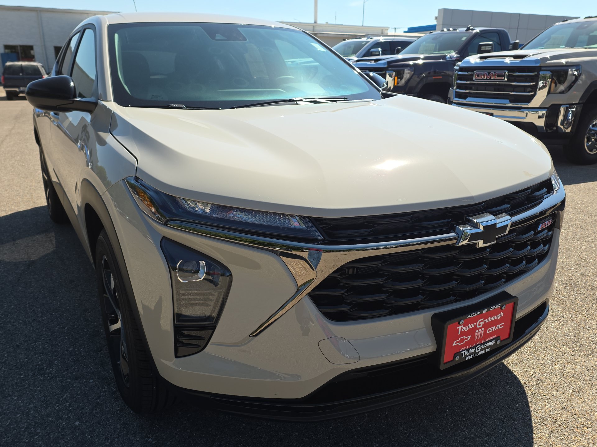 New 2026 Chevrolet Trax RS w/ Driver Confidence Package FWD image 11