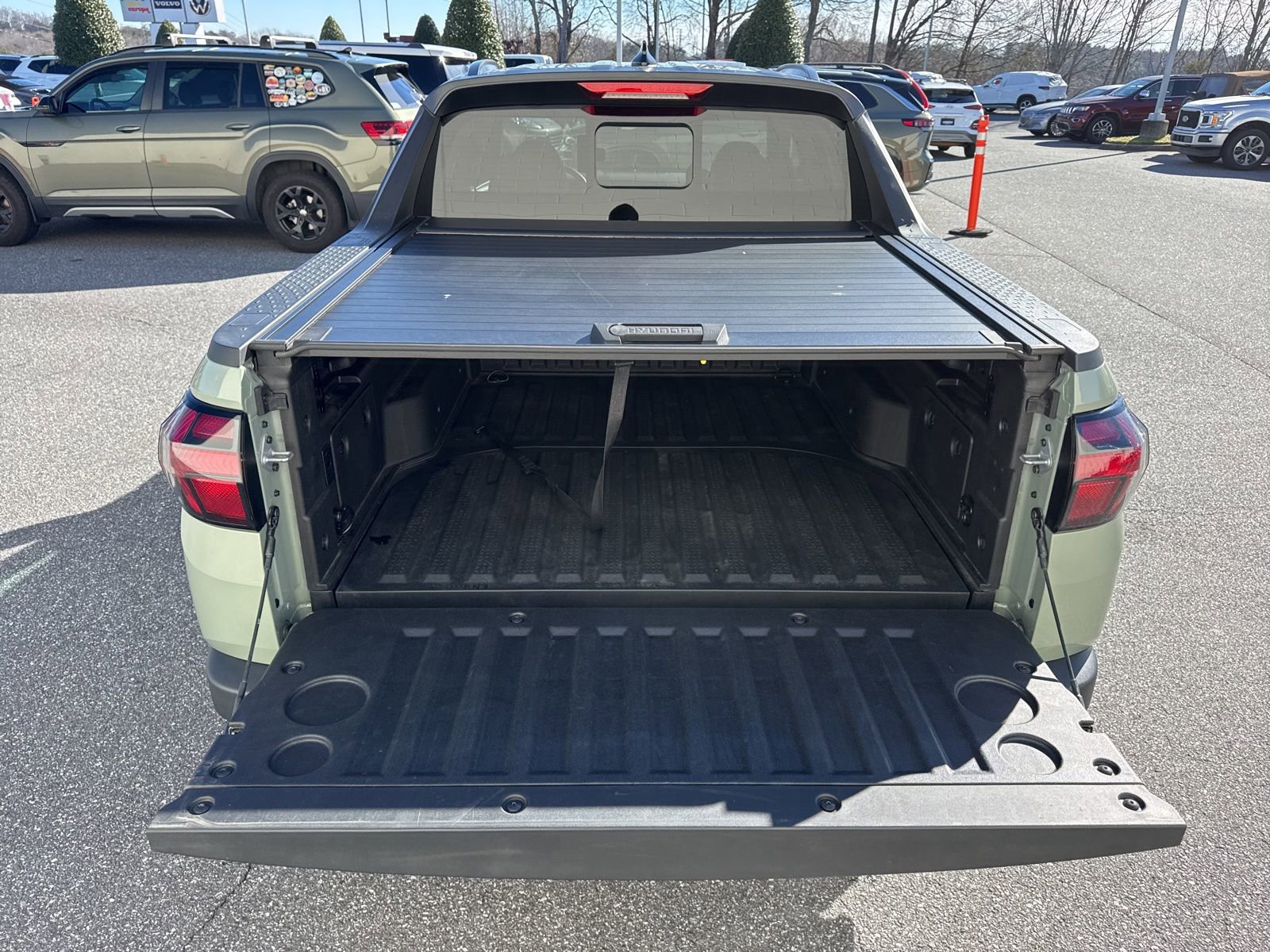 Used 2025 Hyundai Santa Cruz Limited image 10