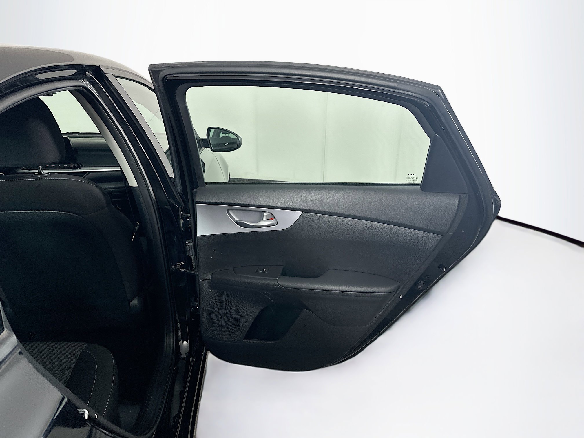 Used 2024 Kia Forte LXS image 28