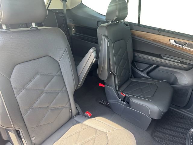 New 2026 Volkswagen Atlas SE FWD image 16