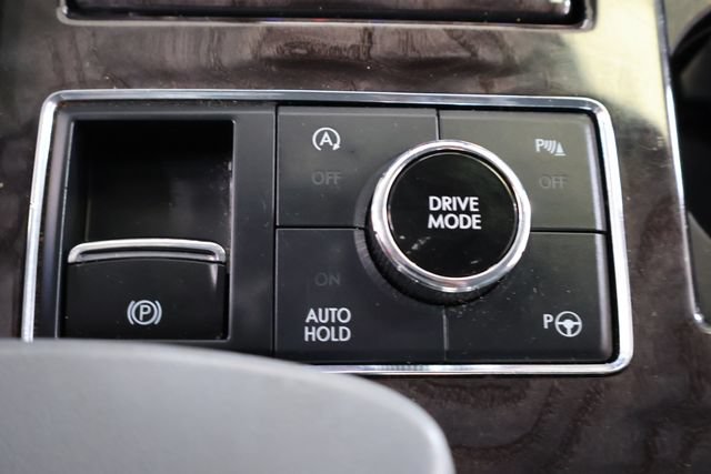 Used 2020 Lincoln Navigator Reserve RWD image 33