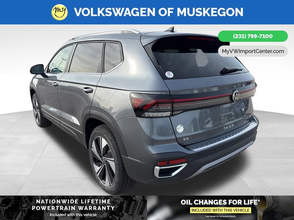 New 2026 Volkswagen Taos SE image 5