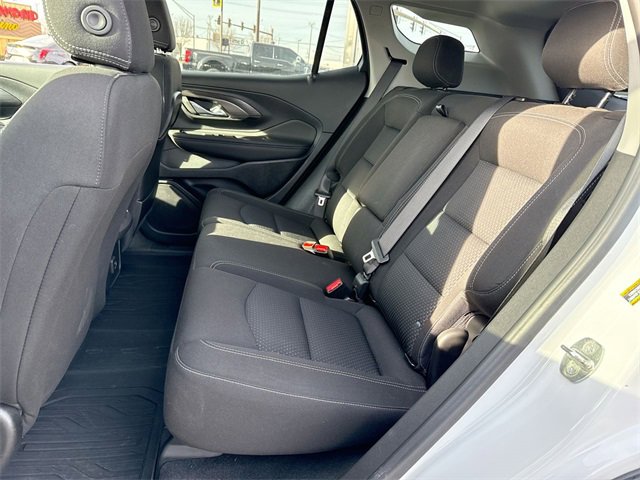 Used 2022 GMC Terrain SLE w/ Driver Convenience Package image 23