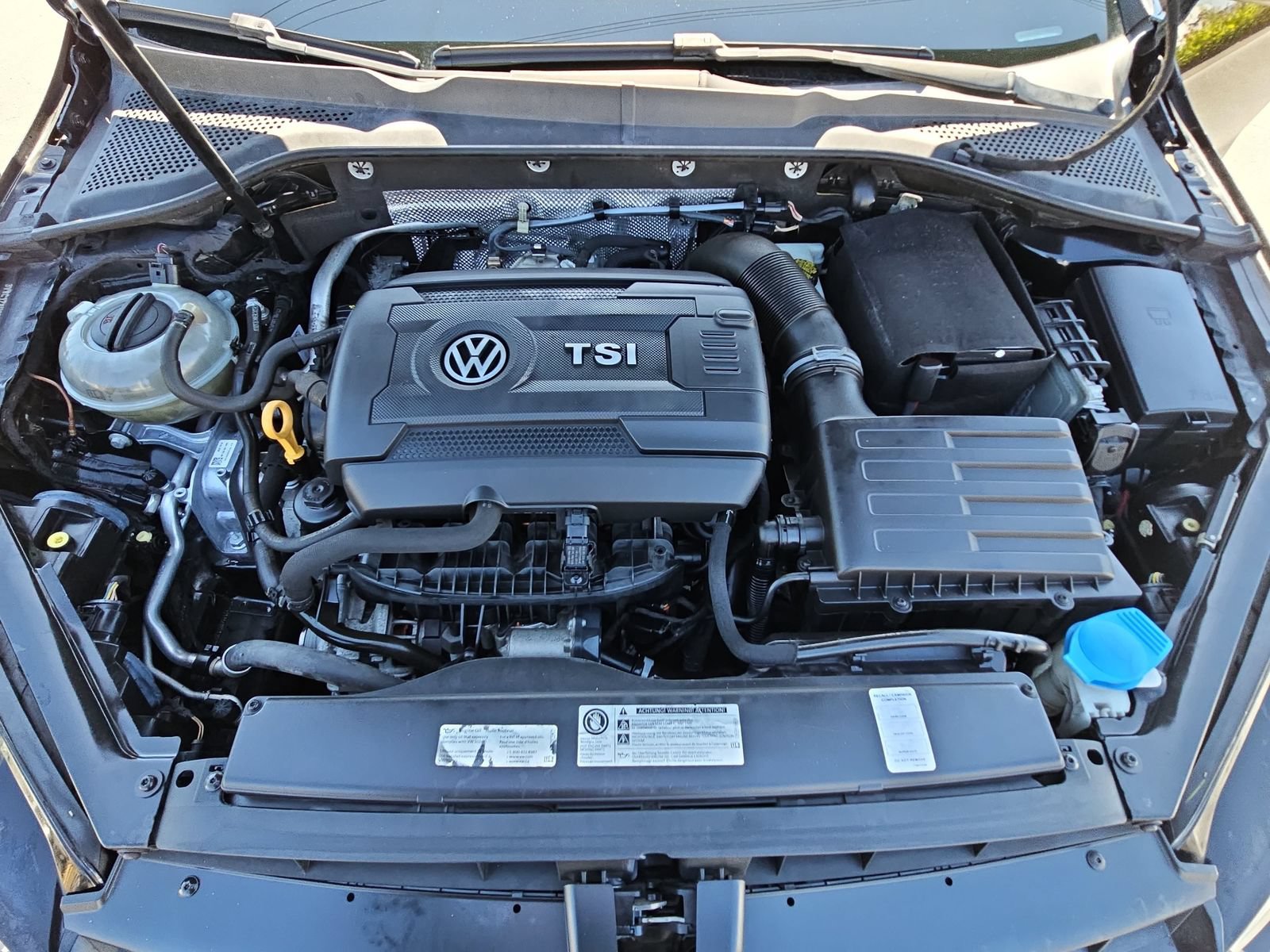 Used 2015 Volkswagen Golf SEL FWD image 30