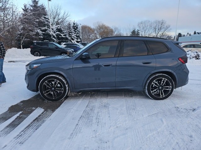 Used 2023 BMW X1 xDrive28i w/ Premium Package image 4