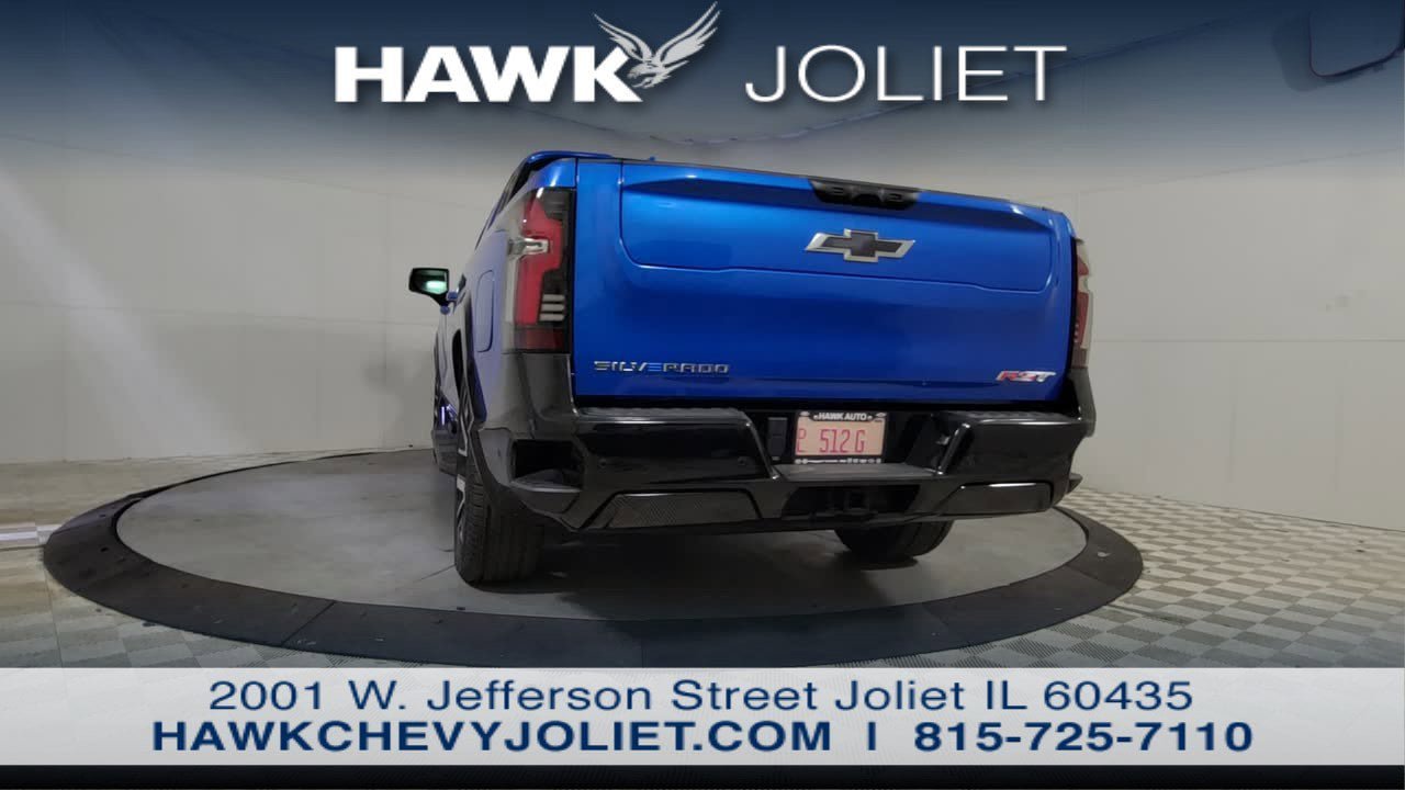 New 2025 Chevrolet Silverado EV RST image 7