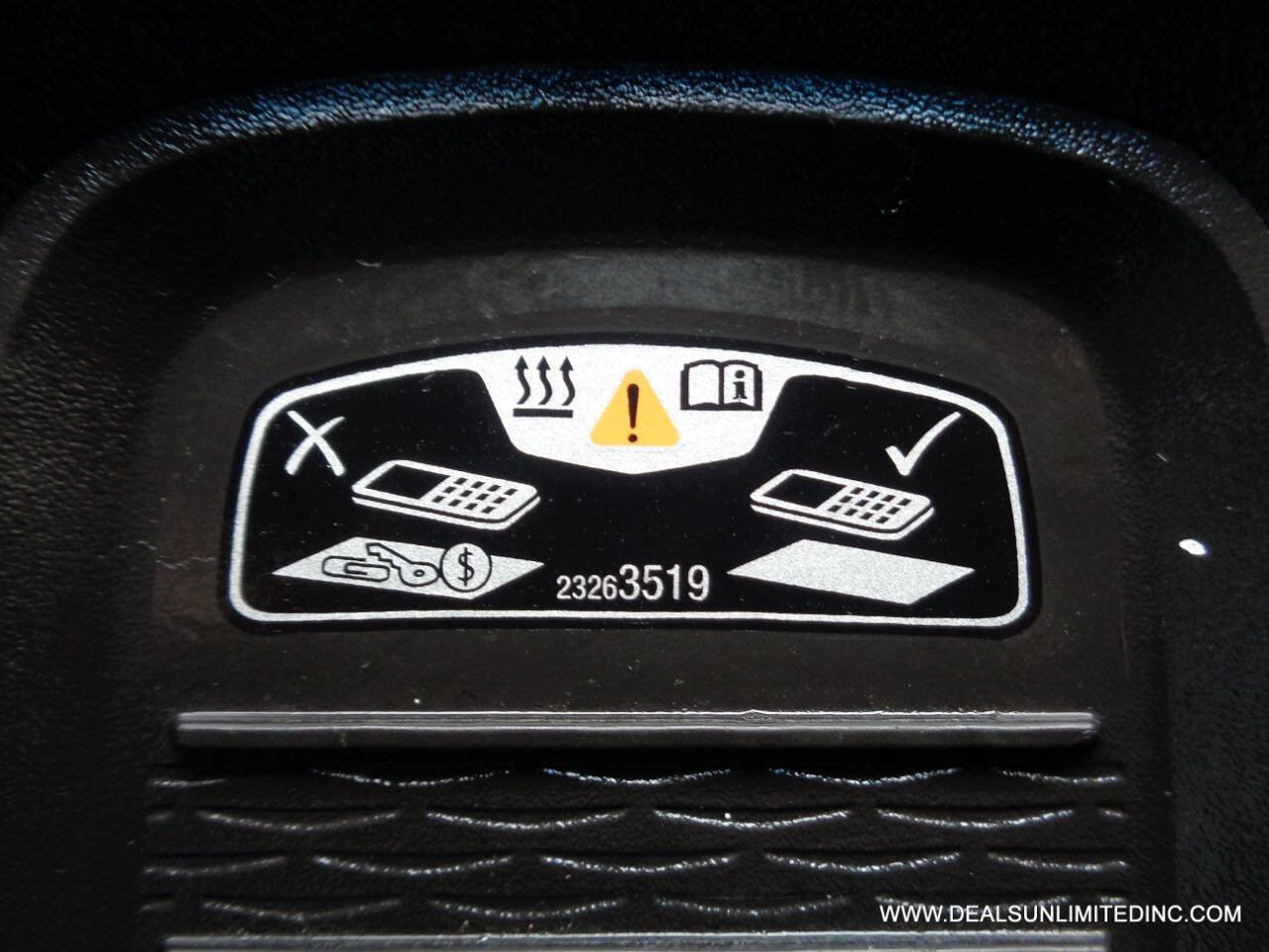 Used 2019 Cadillac Escalade ESV 4WD image 22