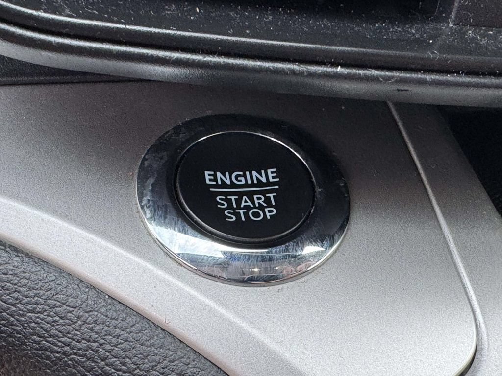Certified 2022 Ford Explorer XLT AWD/4WD image 9
