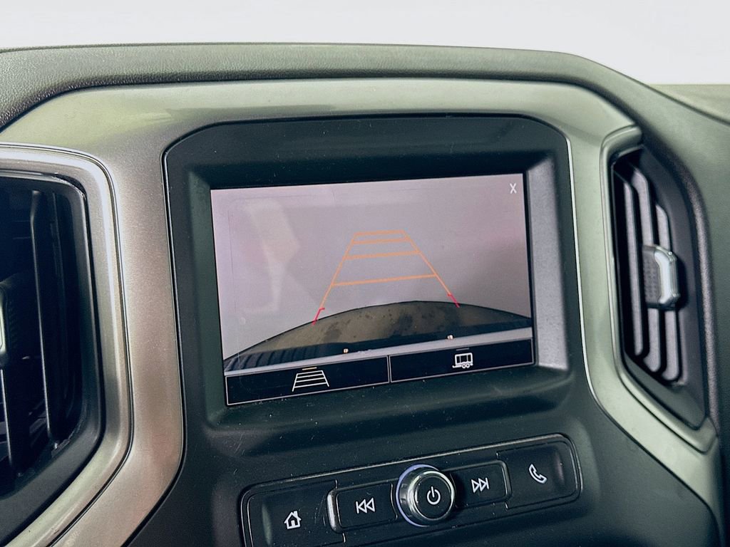 Used 2025 Chevrolet Silverado 2500 Custom w/ Custom Value Package image 10