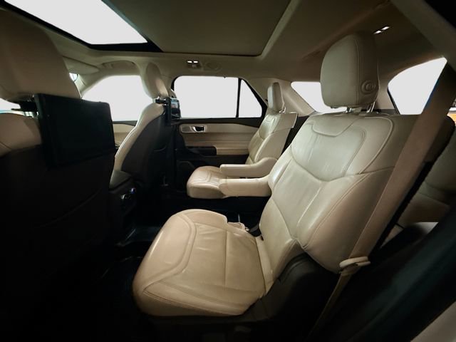Used 2020 Ford Explorer Platinum w/ Premium Technology Package AWD/4WD image 27