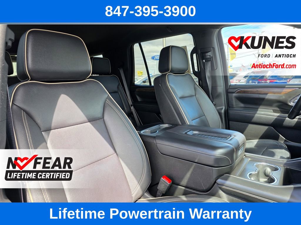 Used 2024 Chevrolet Tahoe Premier AWD/4WD image 32