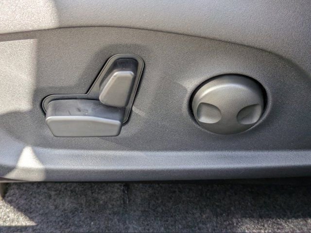 New 2026 Jeep Compass Latitude w/ Sun and Sound Group image 18