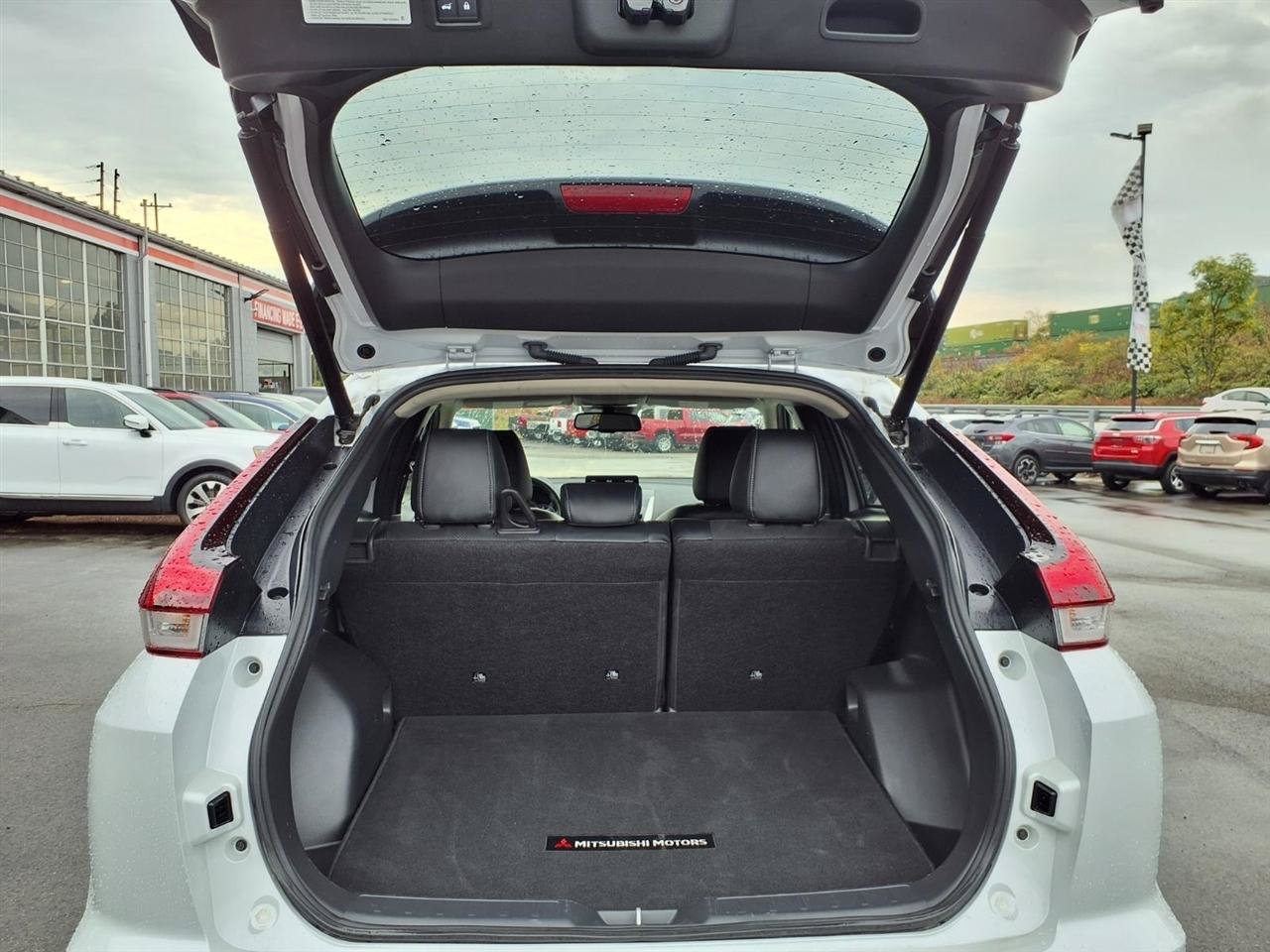 Used 2025 Mitsubishi Eclipse Cross SE AWD/4WD image 9
