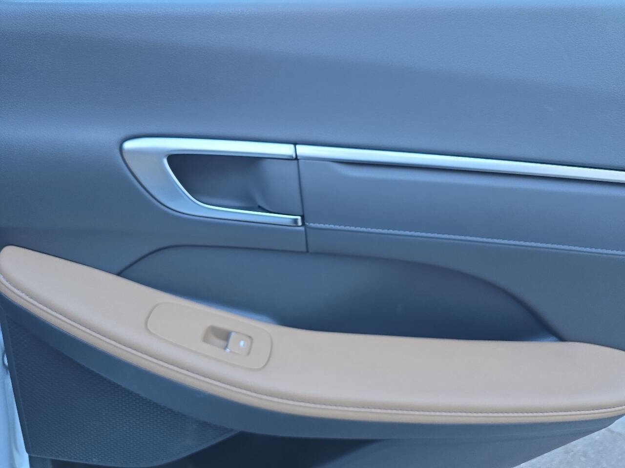 Used 2021 Hyundai Sonata Limited FWD image 14