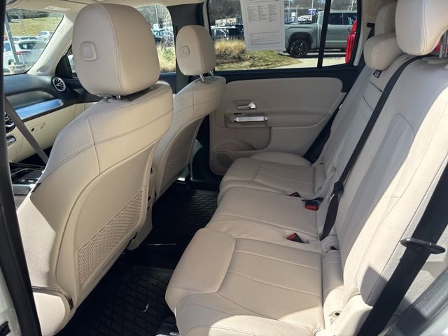 Used 2021 Mercedes-Benz GLB 250 4MATIC image 30